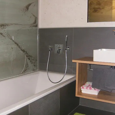 Royal Waldfeld * Mayrhofen