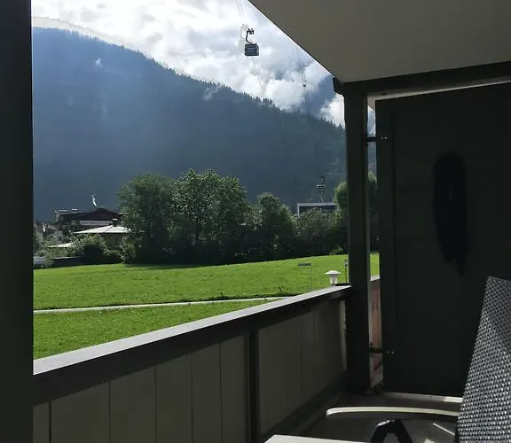 Royal Waldfeld Lägenhet Mayrhofen