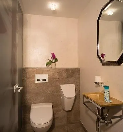 Royal Waldfeld Apartment *